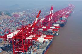Контейнерооборот порта Шанхай за 4 месяца 2018 года вырос на 5%