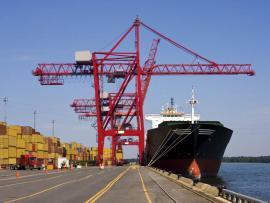 В январе-августе текущего года погрузка экспортных грузов в порты выросла на 5,9%