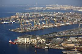 Большой порт Санкт-Петербург лидирует по контейнерообороту среди портов России в январе-августе 2019 года